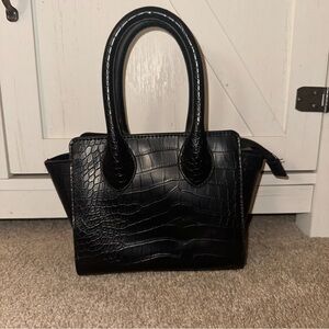 Elegant Black Crocodile-Embossed Handbag